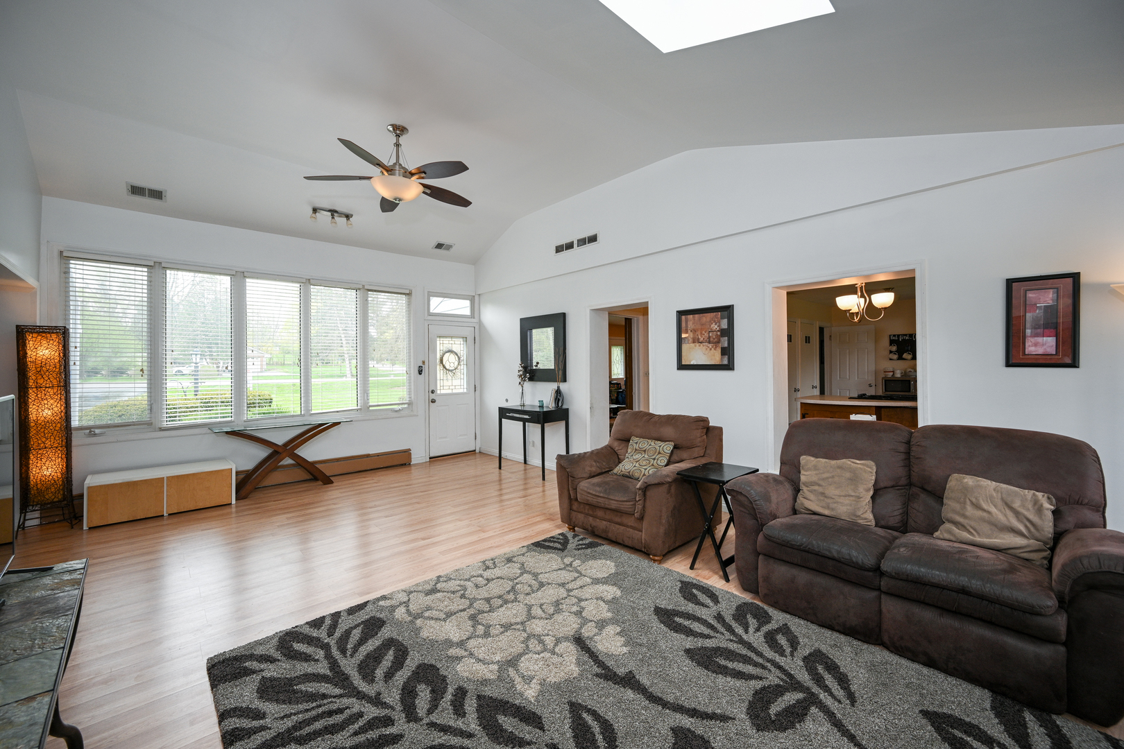 612 Saddle Road Wheaton, IL 60187 - Photo 6 of 22