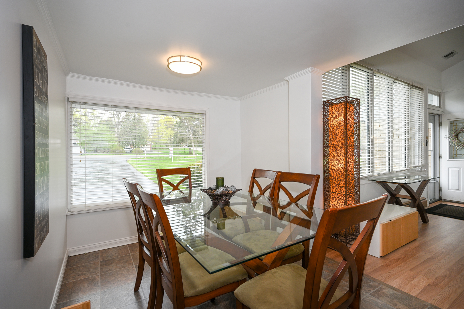 612 Saddle Road Wheaton, IL 60187 - Photo 9 of 22