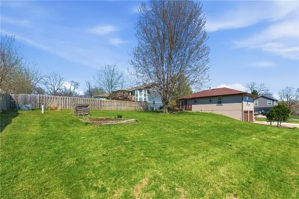 $268,000 | 500 North Saville Court, Independence, MO 64050