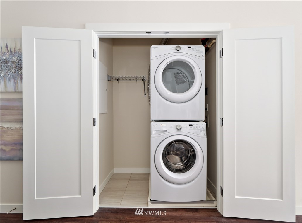308 North 68th Street, Unit 202 Seattle, WA 98103 - Photo 18 of 34 Gallery Image 18