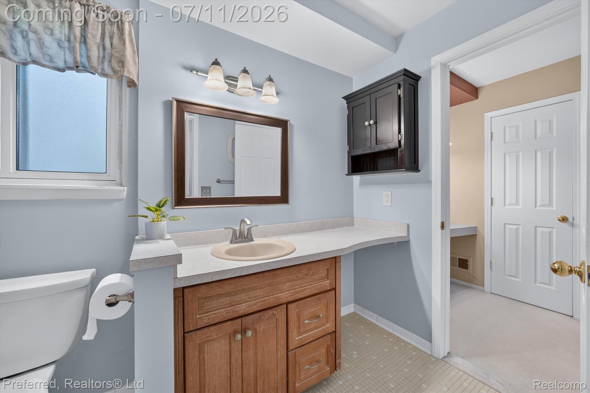 46596 Maidstone Road Canton, MI 48187 - Photo 33 of 61 m36.jpg