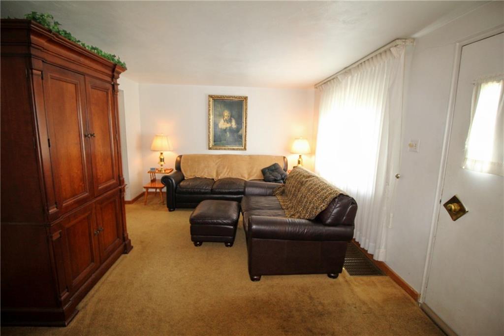 226 Castle Road Castle Shannon, PA 15234 - Photo 2 of 19 Living Room.