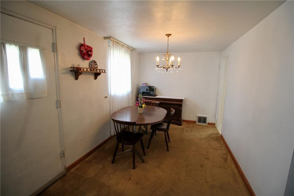 226 Castle Road Castle Shannon, PA 15234 - Photo 5 of 19 Dining Room.