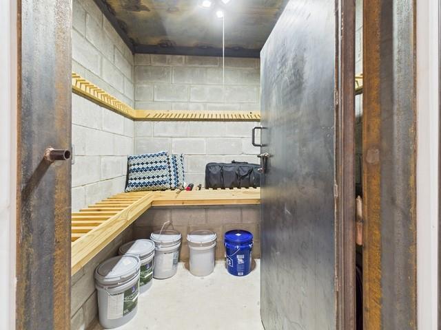 1101 Bunny Rabbit Road Athens, TX 75751 - Photo 25 of 40 Safe Room