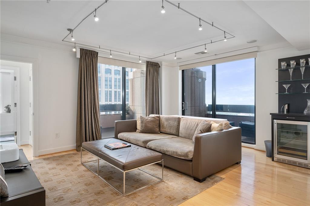75 14th Street Northeast, Unit 4820 Atlanta, GA 30309 - Photo 25 of 44
