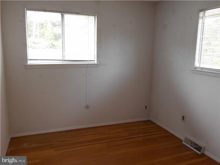 1416 Rothley Avenue Willow Grove, PA 19090 - Photo 14 of 24 Gallery Image 14