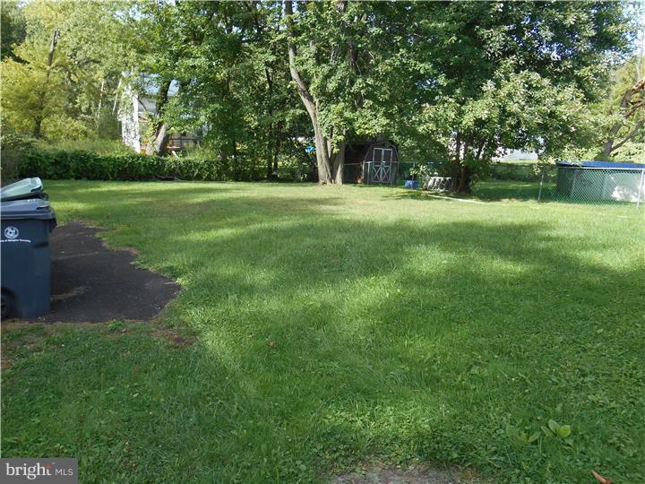 1416 Rothley Avenue Willow Grove, PA 19090 - Photo 22 of 24 Gallery Image 22