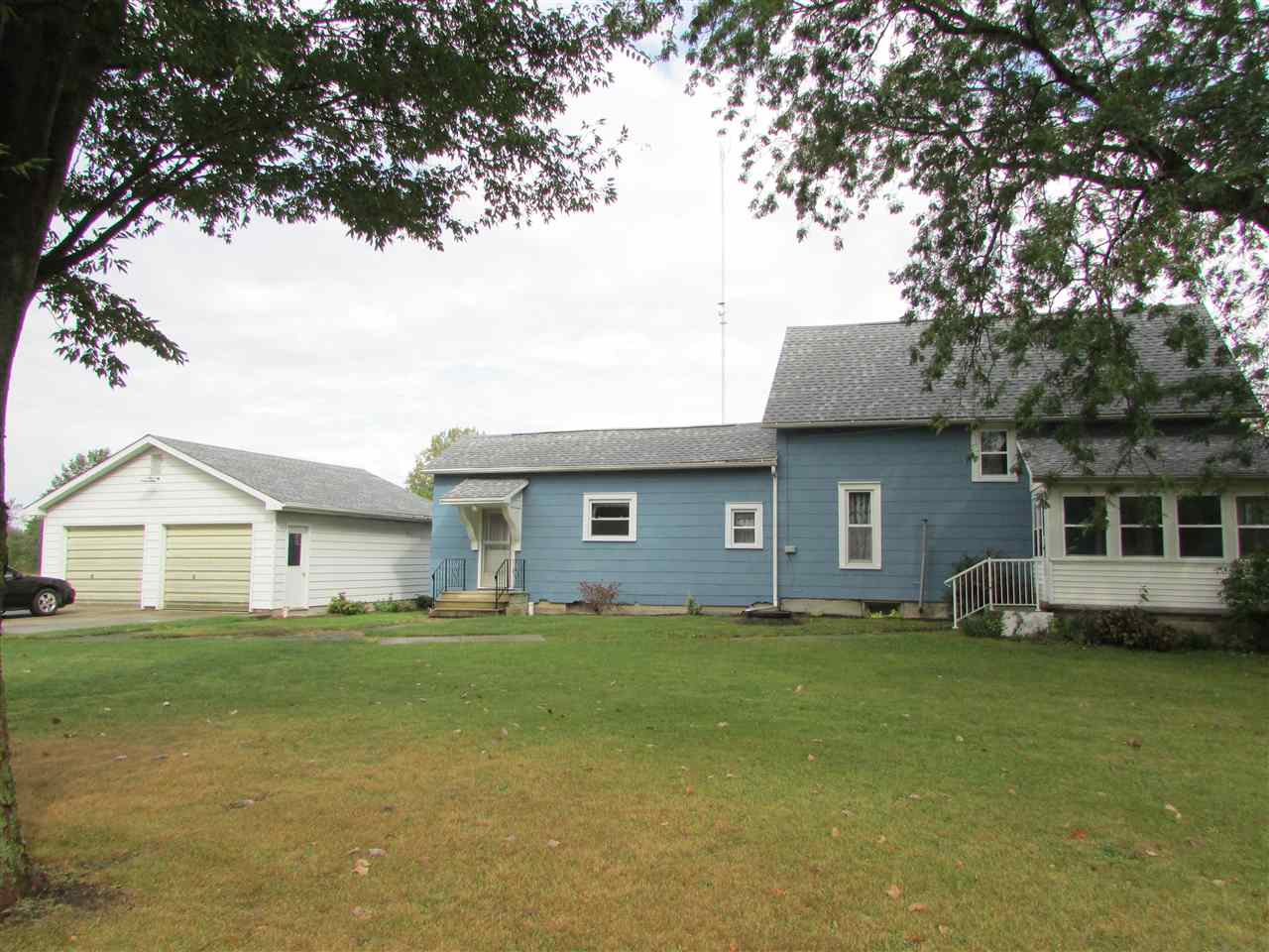 1034 High Street Decatur, IN 46733 - Photo 2 of 21