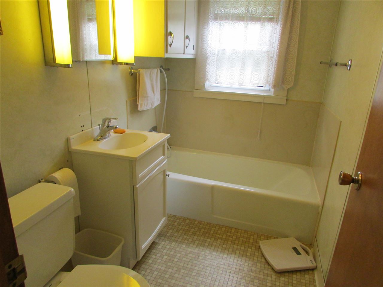 1034 High Street Decatur, IN 46733 - Photo 11 of 21
