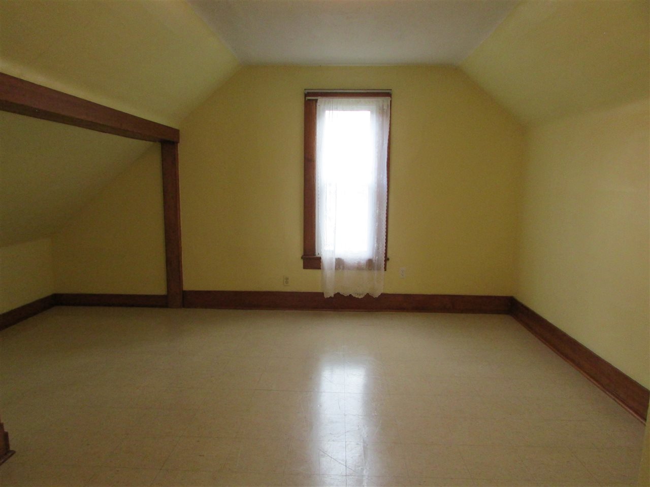 1034 High Street Decatur, IN 46733 - Photo 15 of 21