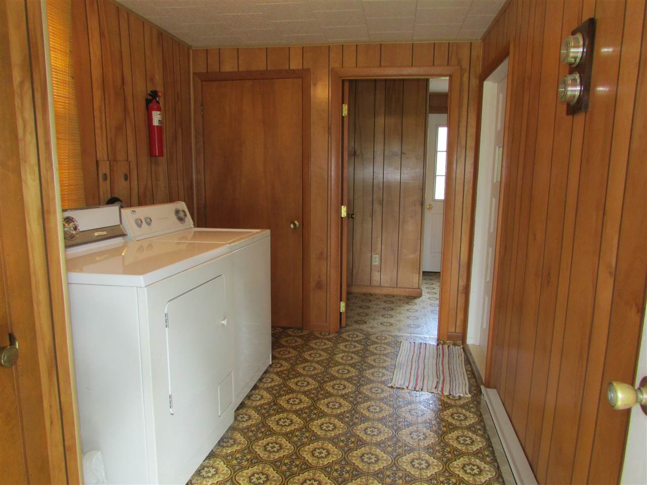 1034 High Street Decatur, IN 46733 - Photo 8 of 21