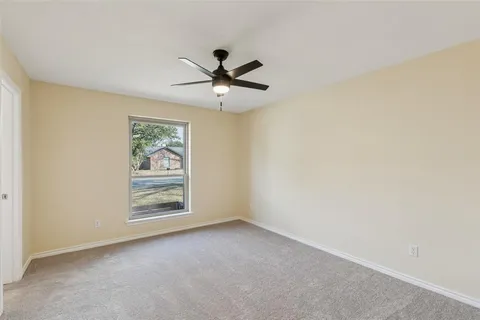 $315,000 | 133 Crestwood Boulevard, DeSoto, TX 75115