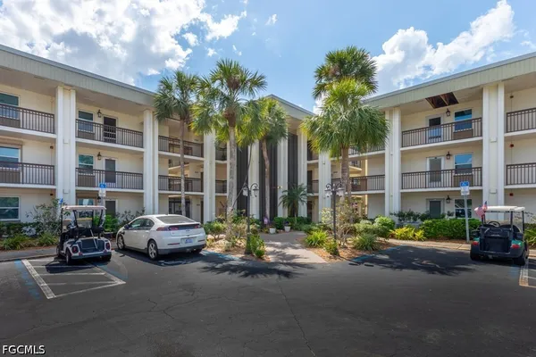 $70,000 | 1740 Pine Valley Drive, Unit 110, Fort Myers, FL 33907