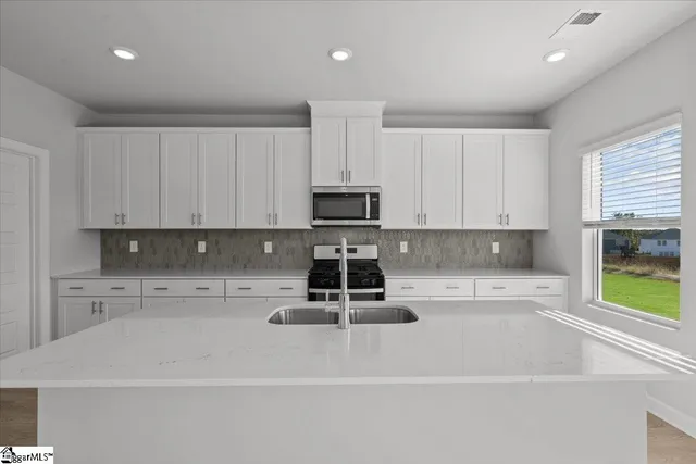 $333,900 | 579 Ward Wilson Trail, Duncan, SC 29334