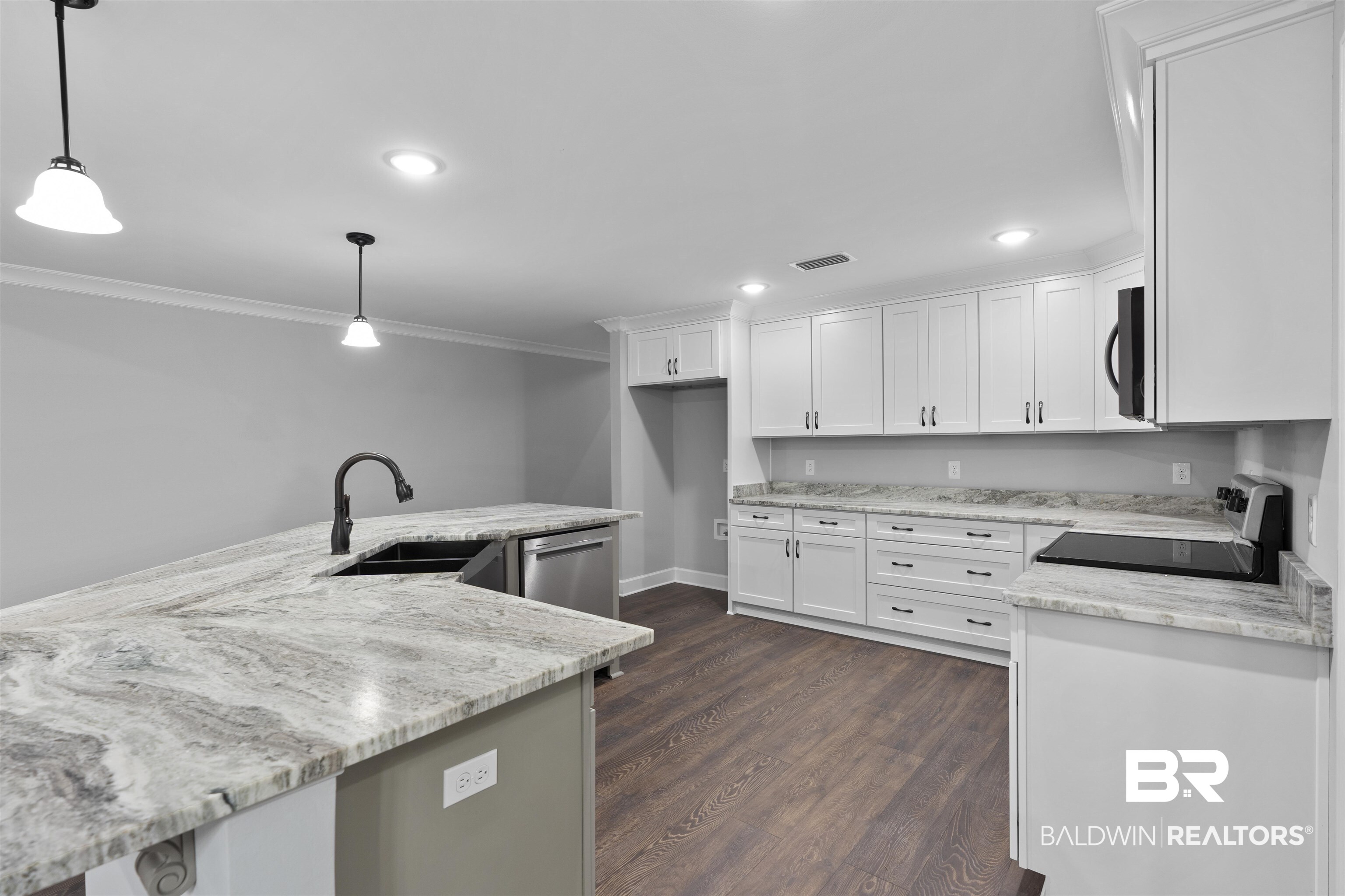 33135 Arbor Ridge Circle Lillian, AL 36549 - Photo 7 of 26