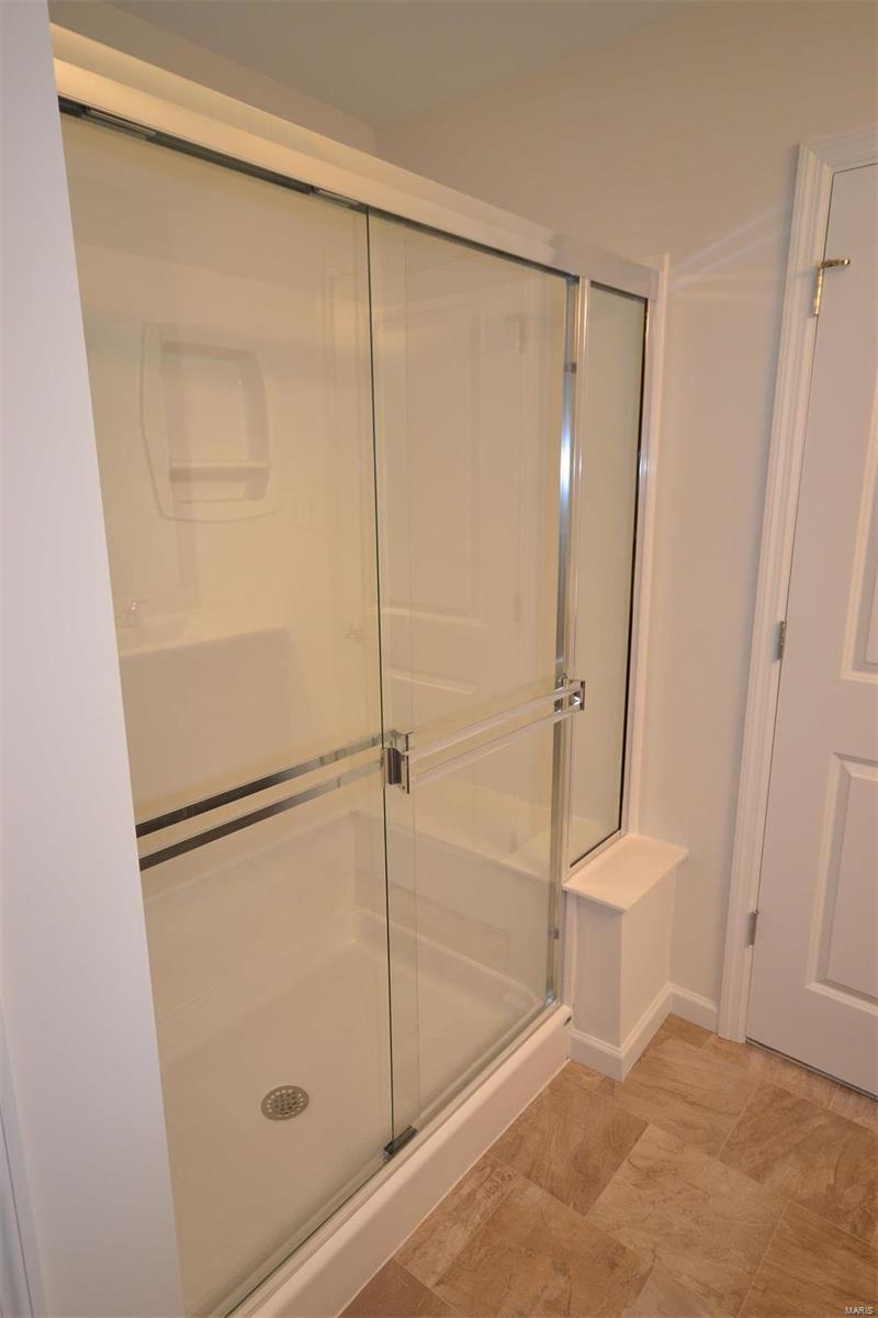 5933 Hawkins Ridge Court St. Louis, MO 63129 - Photo 19 of 33 Gallery Image 19