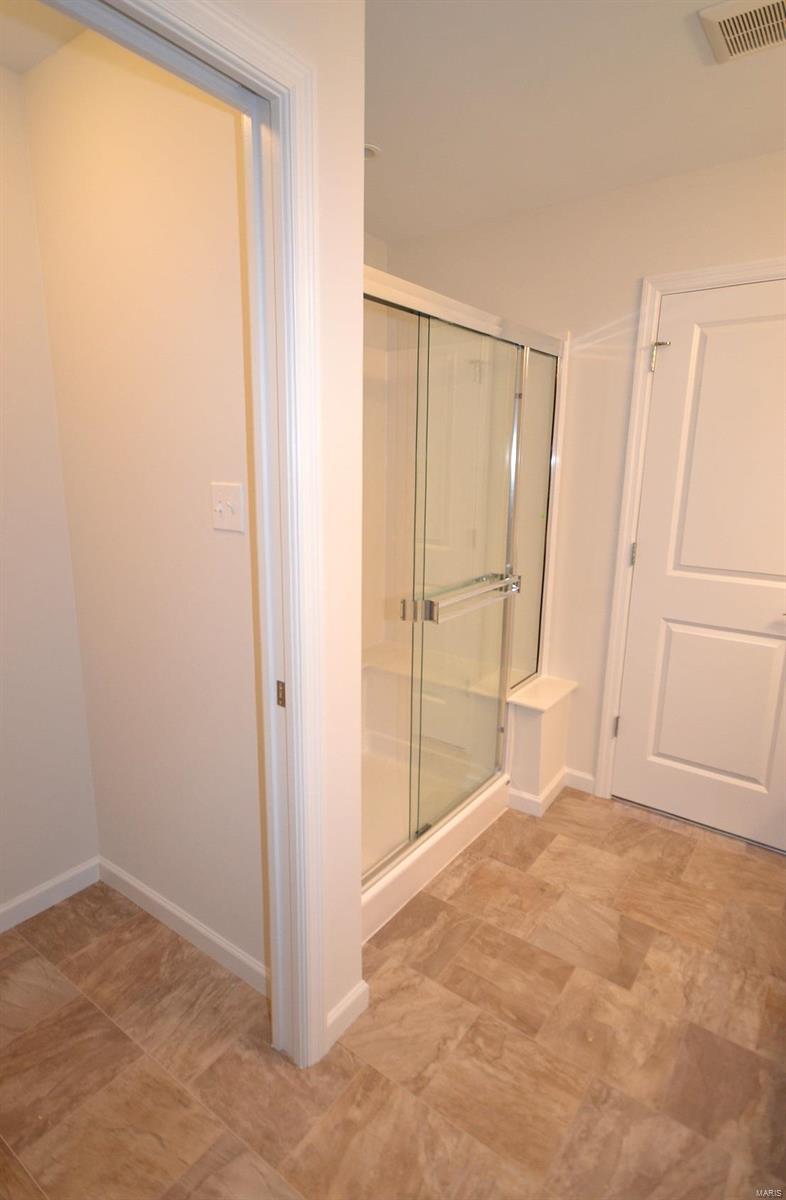 5933 Hawkins Ridge Court St. Louis, MO 63129 - Photo 20 of 33 Gallery Image 20