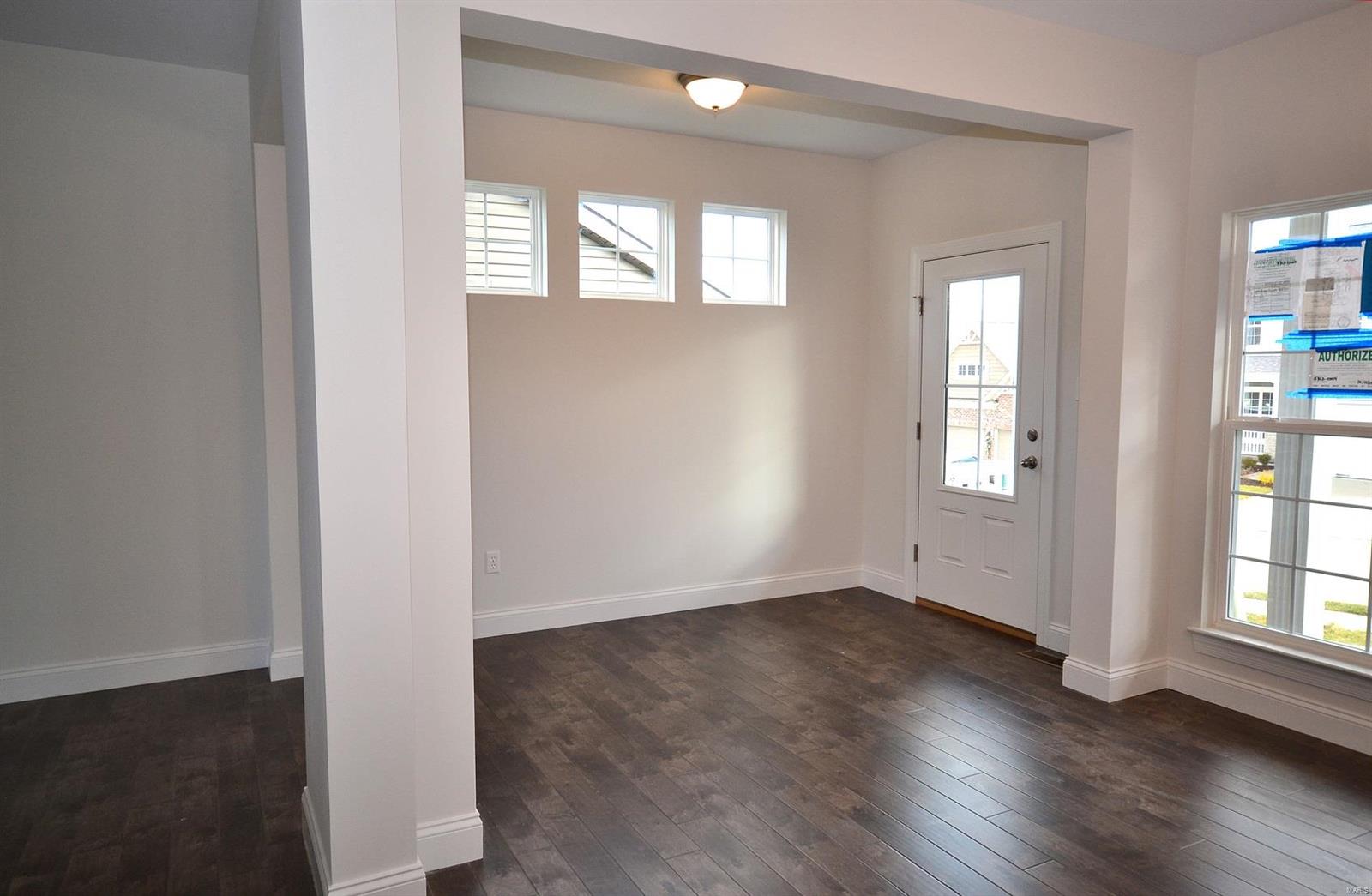 5933 Hawkins Ridge Court St. Louis, MO 63129 - Photo 3 of 33 Gallery Image 3