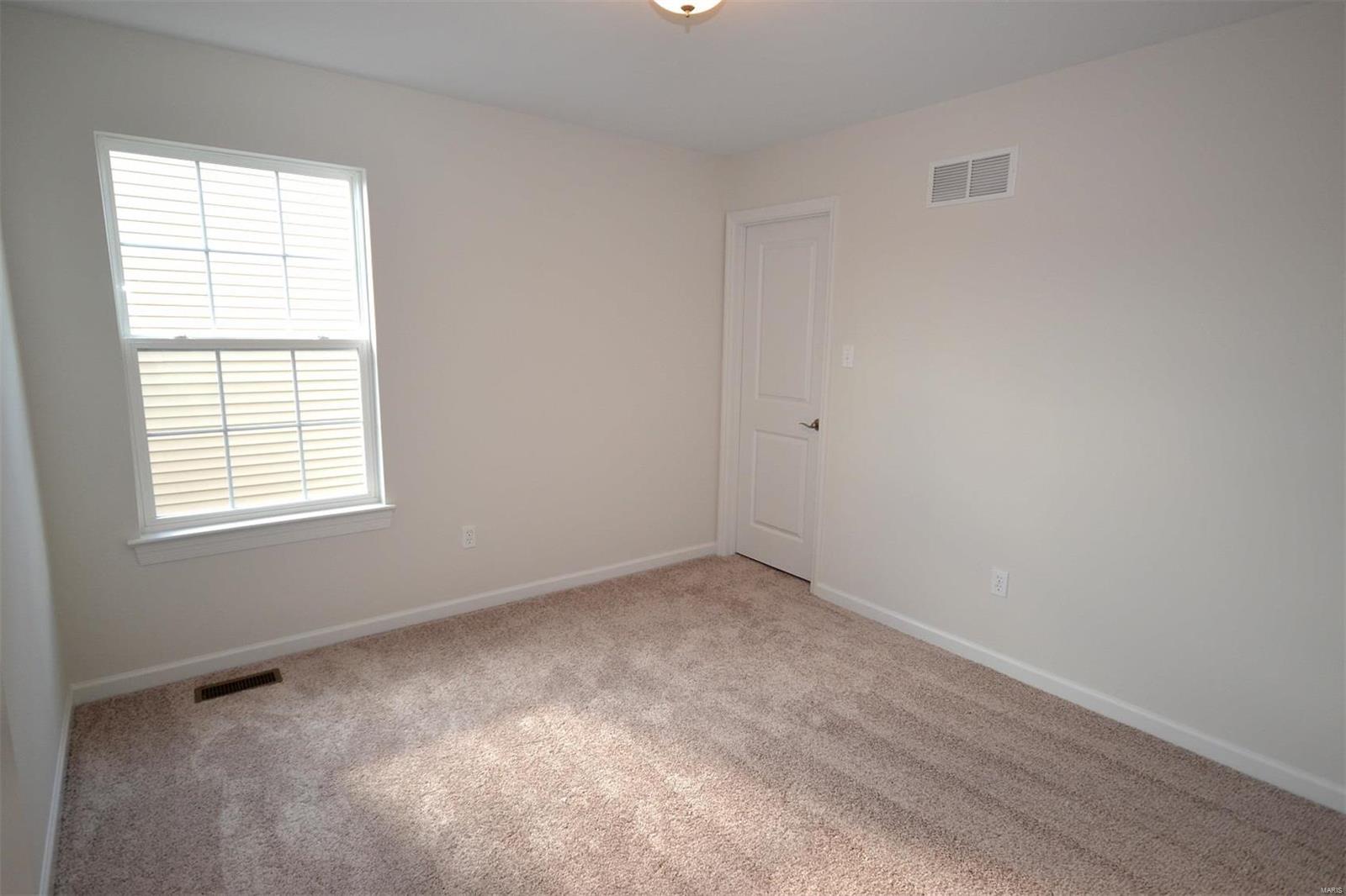 5933 Hawkins Ridge Court St. Louis, MO 63129 - Photo 23 of 33 Gallery Image 23