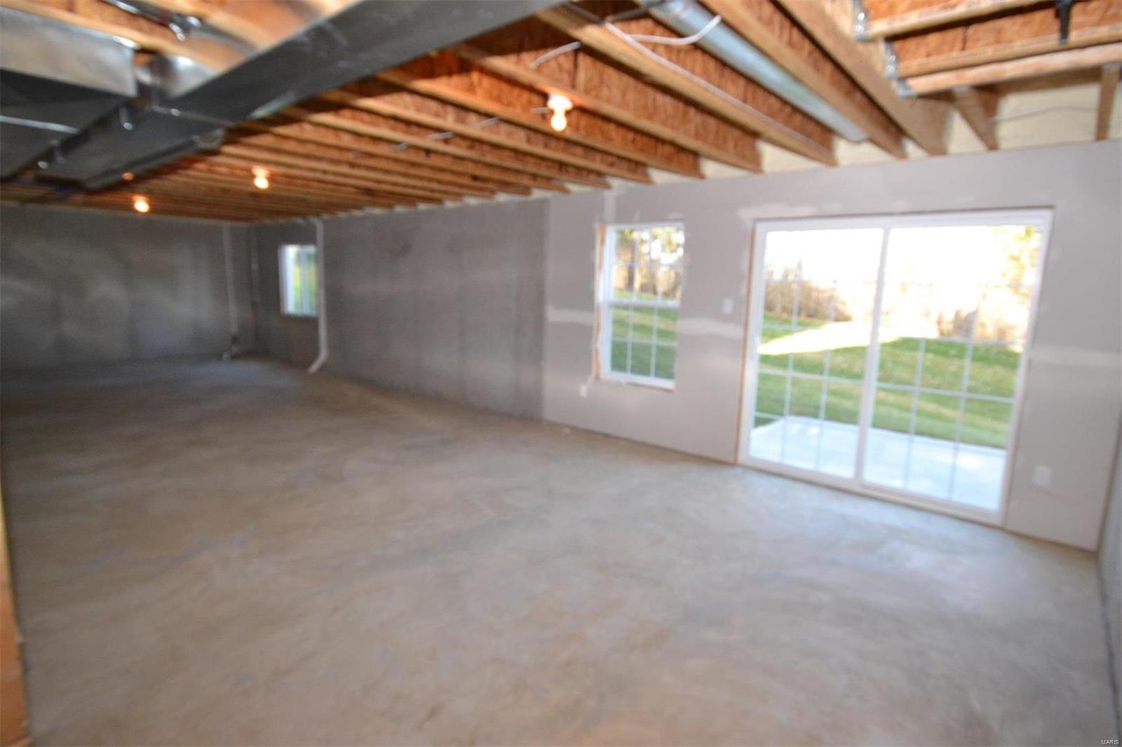 5933 Hawkins Ridge Court St. Louis, MO 63129 - Photo 26 of 33 Gallery Image 26