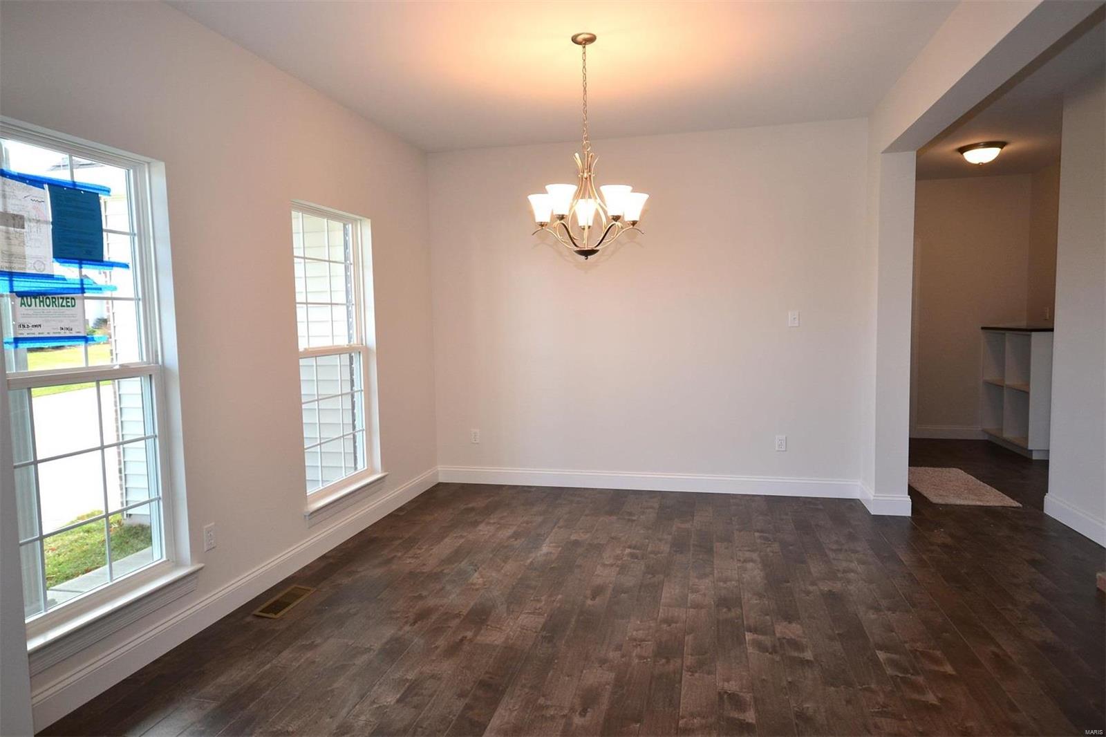 5933 Hawkins Ridge Court St. Louis, MO 63129 - Photo 4 of 33 Gallery Image 4