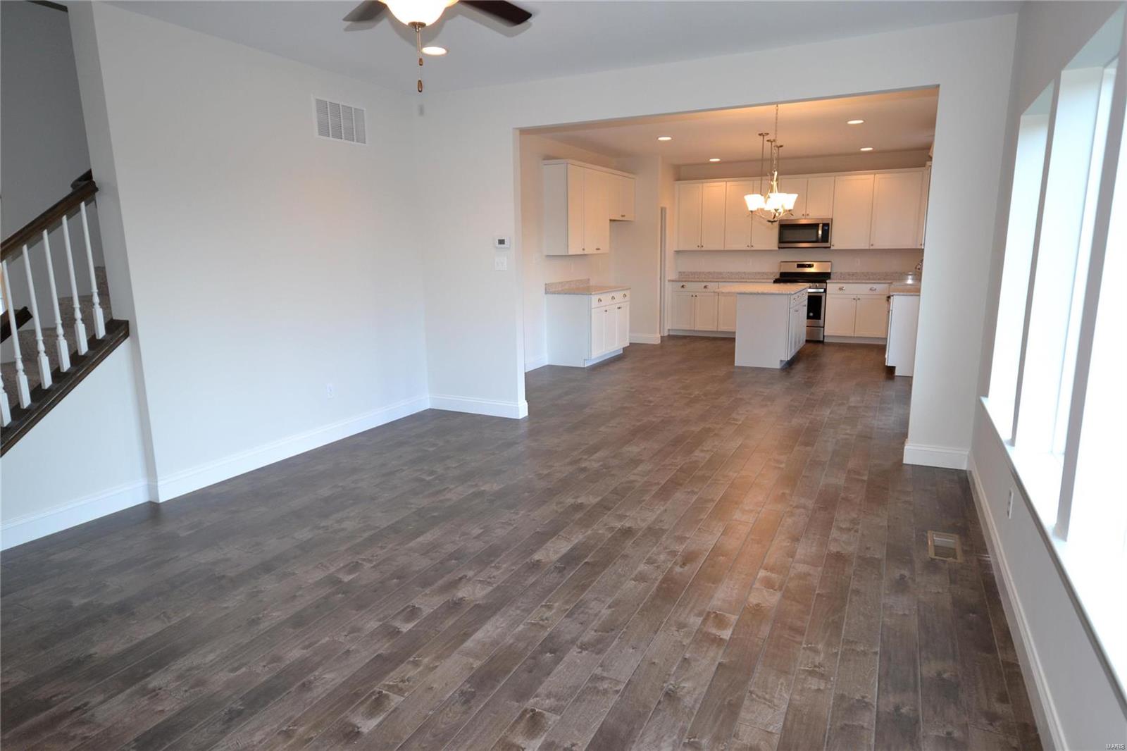 5933 Hawkins Ridge Court St. Louis, MO 63129 - Photo 5 of 33 Gallery Image 5