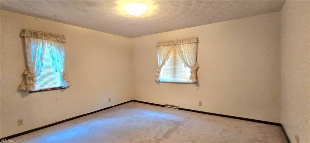 2625 Thompson Run Road Zanesville, OH 43701 - Photo 34 of 50 GetMedia.ashx-17