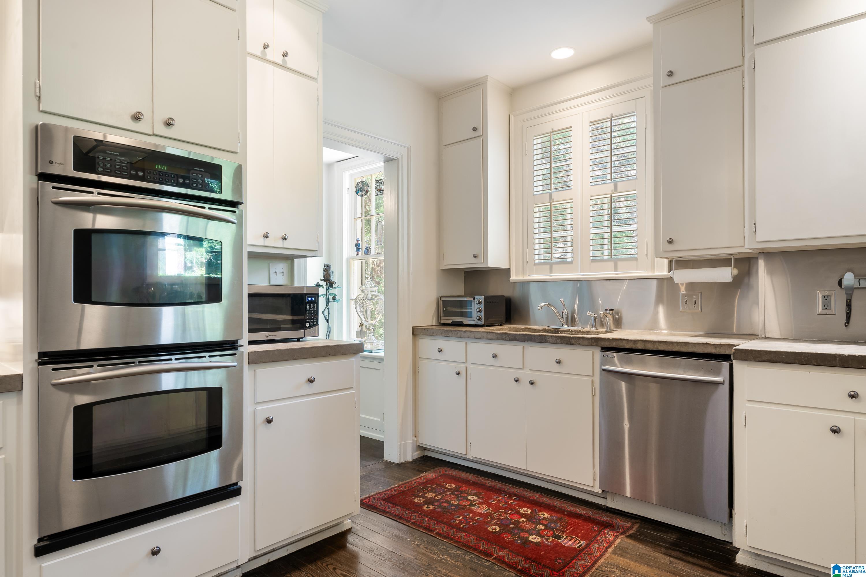 3042 Salisbury Road Birmingham, AL 35213 - Photo 17 of 59