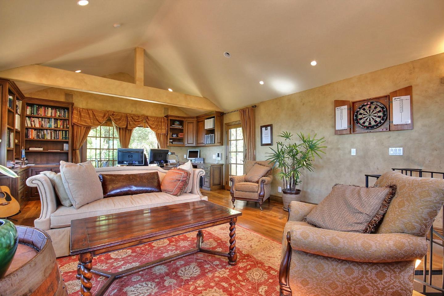 15668 Bohlman Road Saratoga, CA 95070 - Photo 18 of 33 Gallery Image 18
