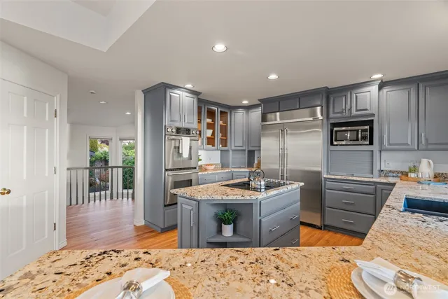 $2,250,000 | 13813 68th Avenue West, Edmonds, WA 98026