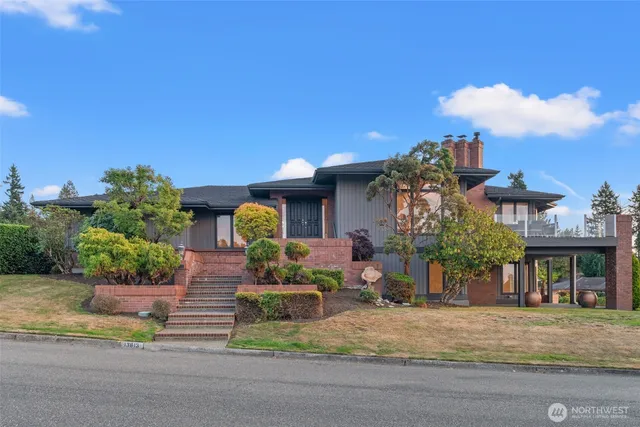 $2,250,000 | 13813 68th Avenue West, Edmonds, WA 98026