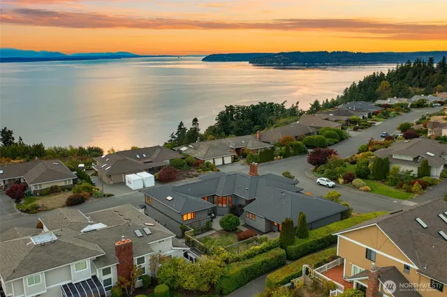 $2,250,000 | 13813 68th Avenue West, Edmonds, WA 98026