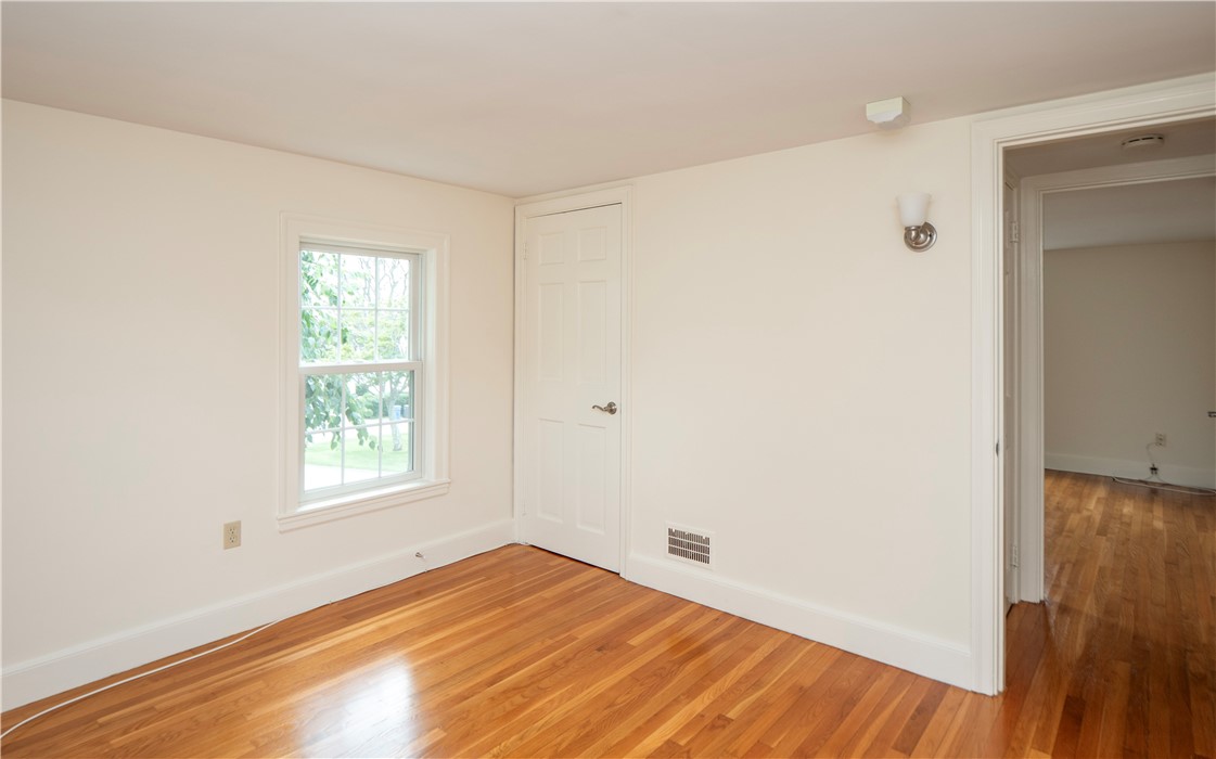 78 Phelps Road, Unit A Middletown, RI 02842 - Photo 20 of 29