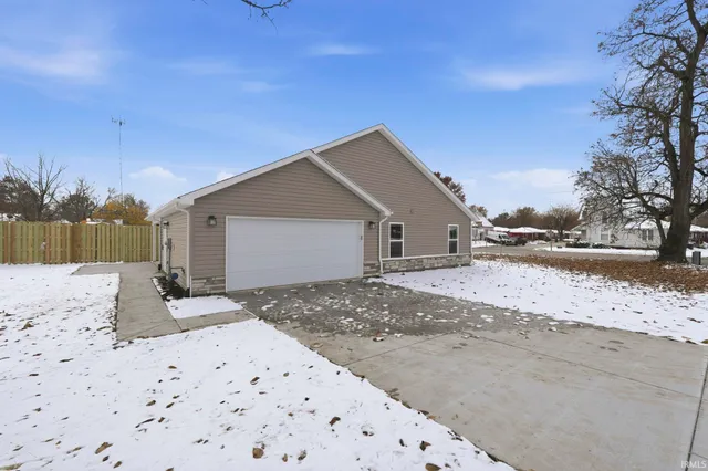 $329,900 | 114 North Plank Street, Rossville, IN 46065