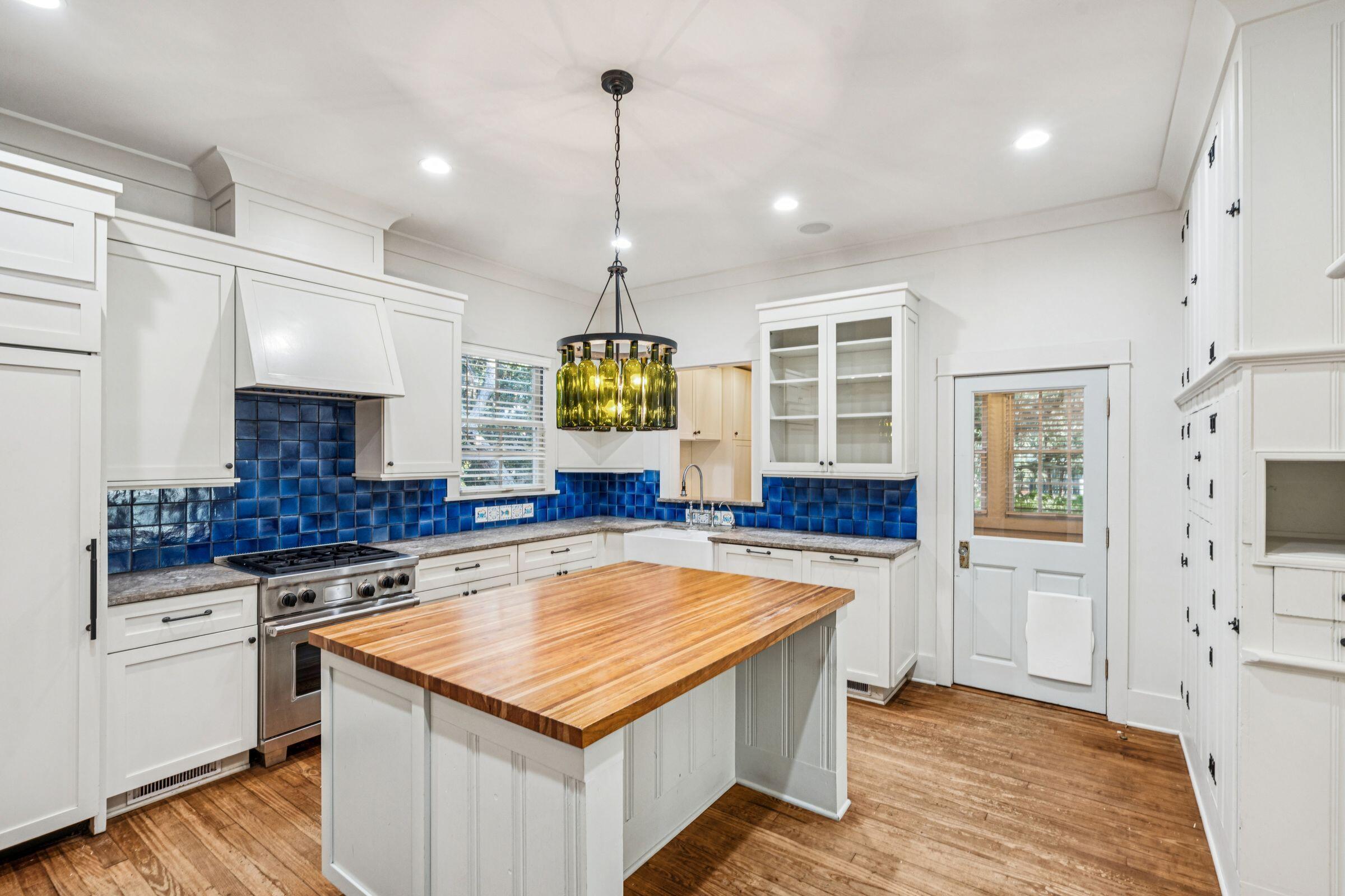 2424 Middle Street Sullivans Island, SC 29482 - Photo 12 of 53 Kitchen