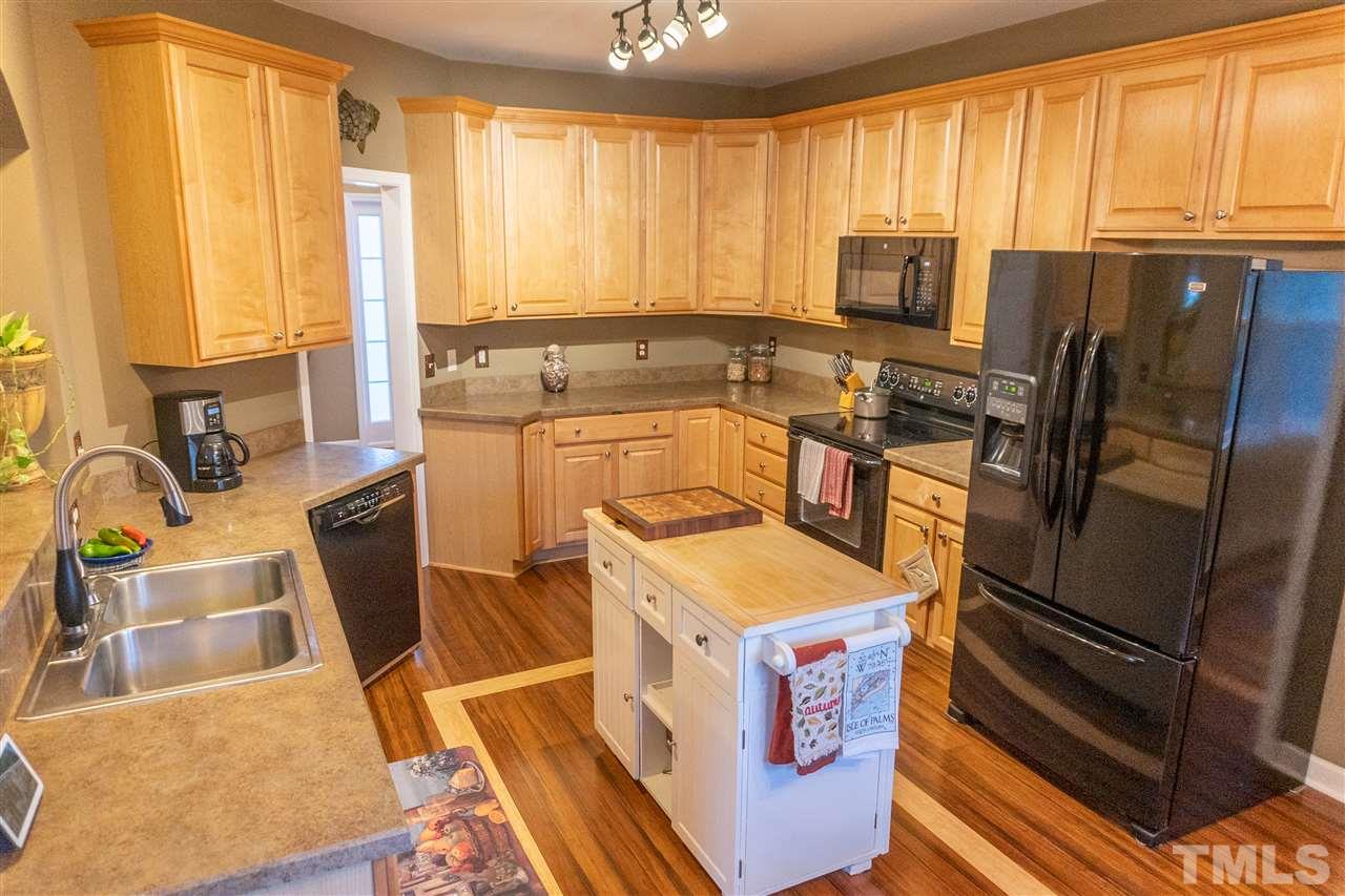 106 Braid Court Raleigh, NC 27603 - Photo 10 of 30