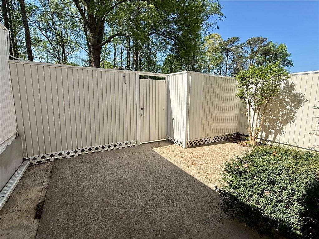 7344 Cardigan Circle Atlanta, GA 30328 - Photo 18 of 21