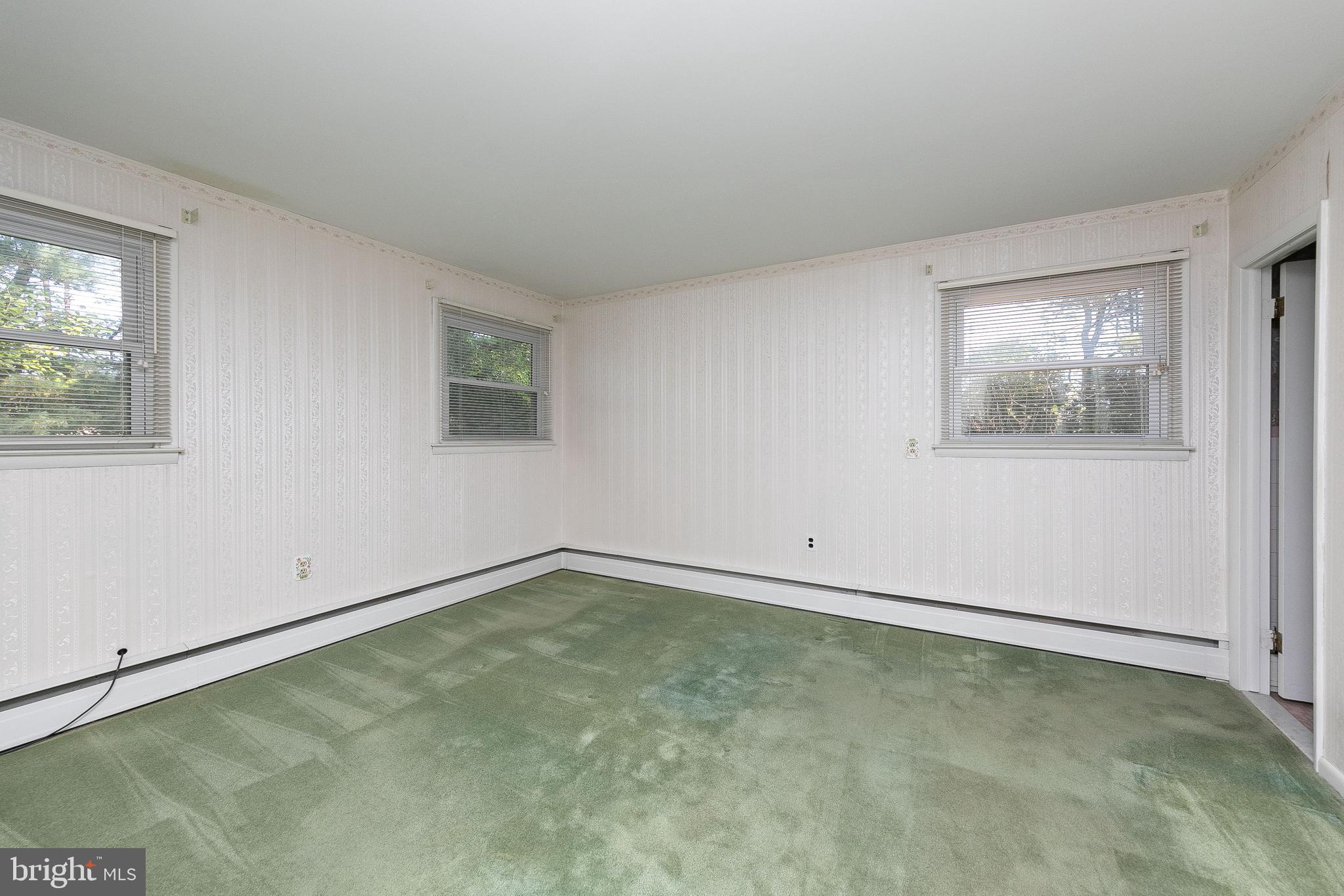 17 Schoolhouse Road Southampton, PA 18966 - Photo 19 of 26 Gallery Image 19