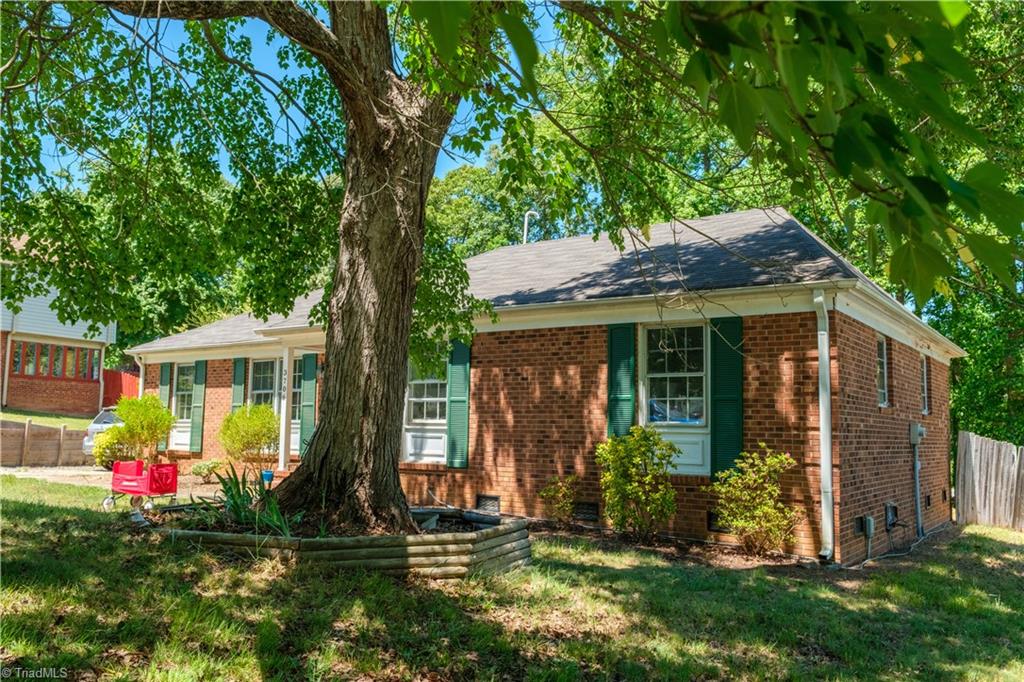 3706 Westfield Street High Point, NC 27265 - Photo 3 of 22