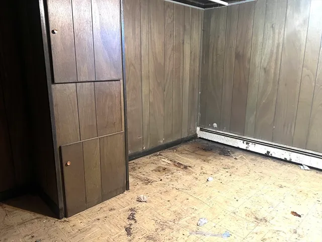 a view of walk in closet