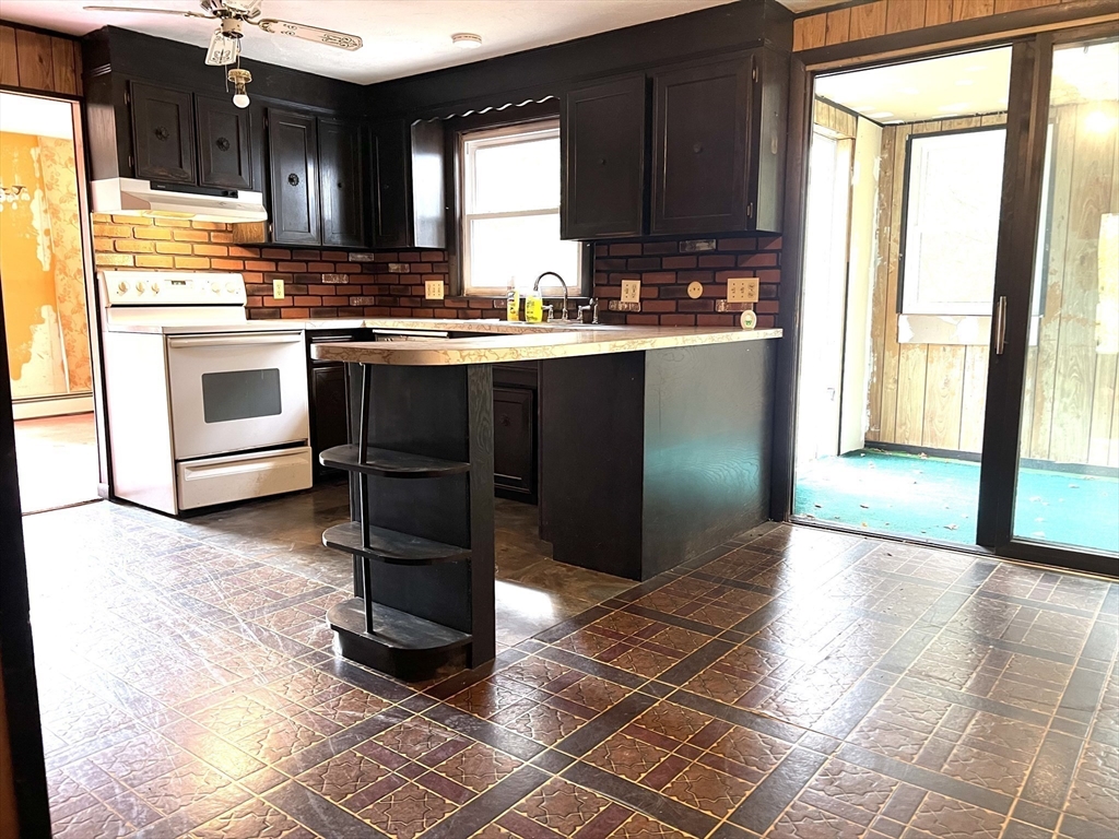 831 Providence Road Northbridge, MA 01588 - Photo 8 of 40