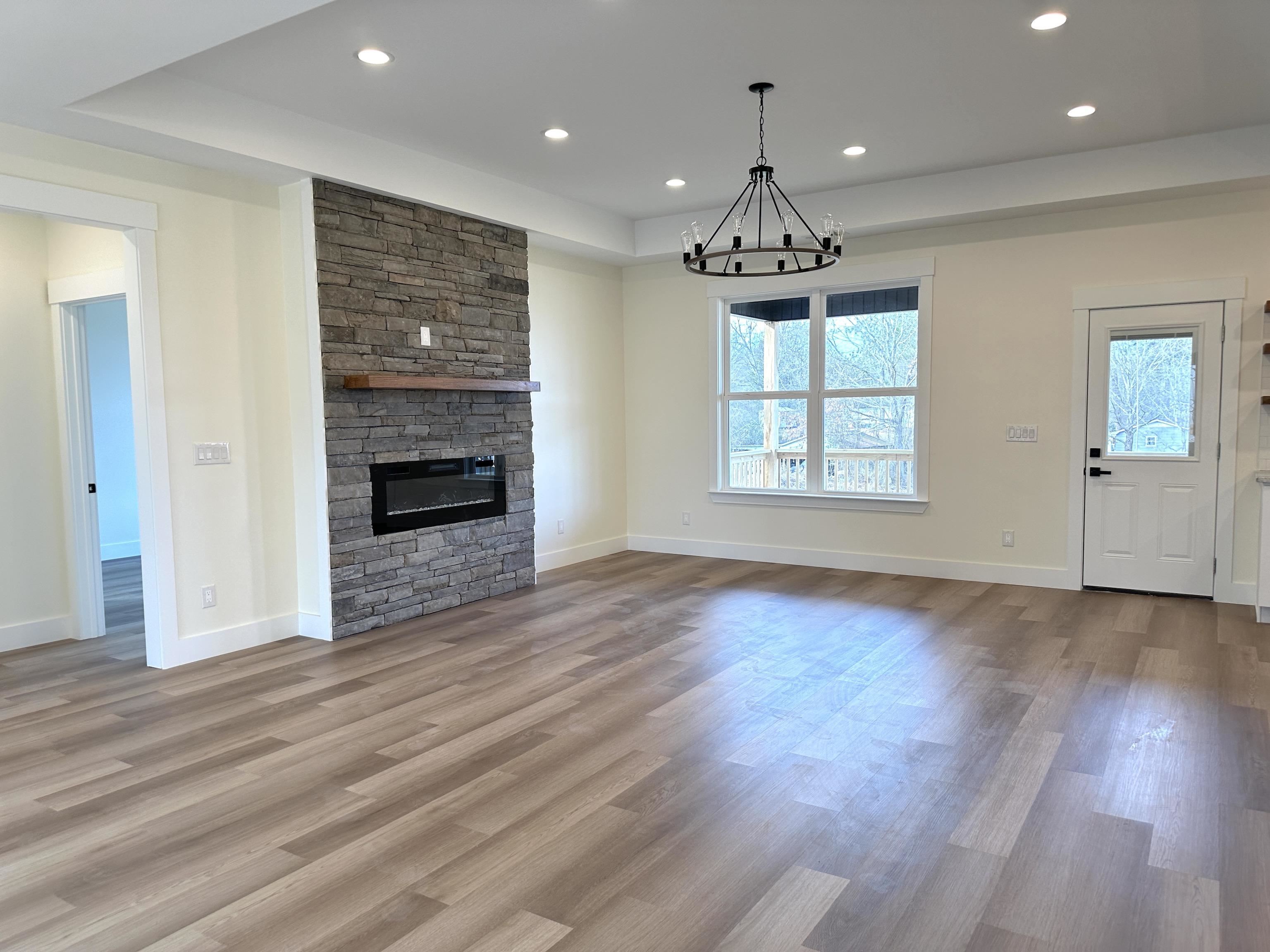 195 Dean Avenue Inman, SC 29349 - Photo 5 of 21 Gallery Image 5