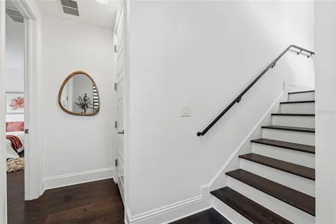 $1,450,000 | 300 Delmar Terrace South, St. Petersburg, FL 33701