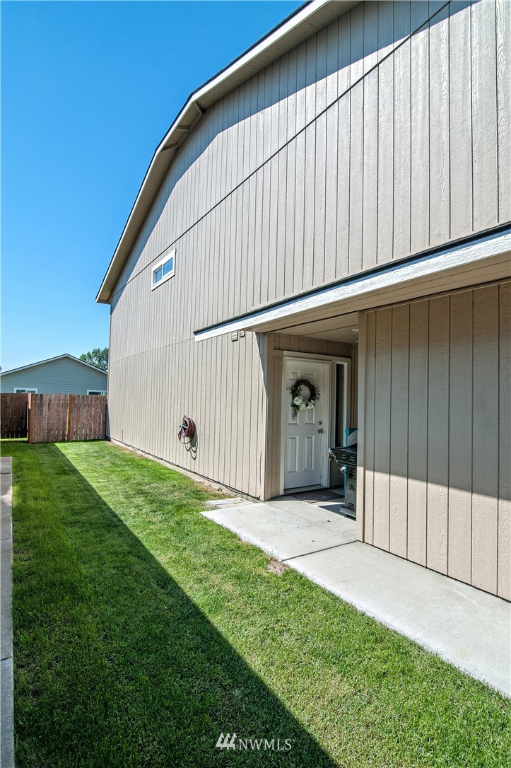 332 Pacific Loop Kittitas, WA 98934 - Photo 2 of 18 Gallery Image 2