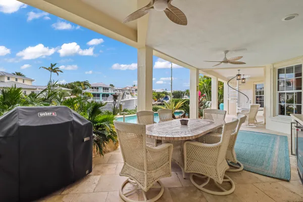 $3,595,000 | 820 12th Street, Key Colony Beach, FL 33051