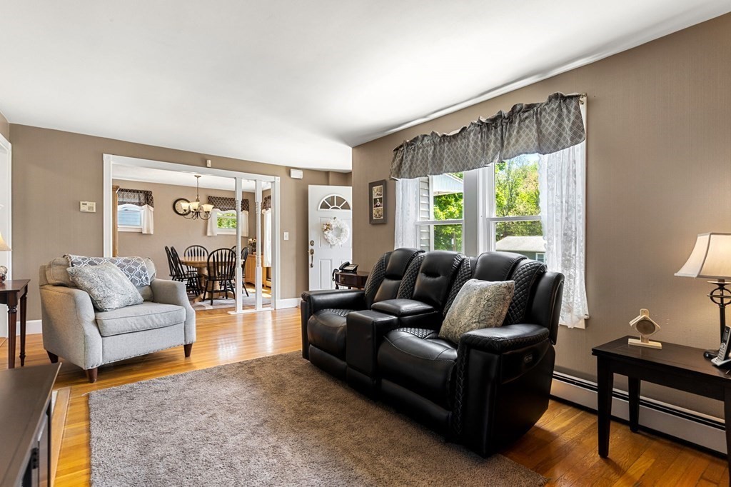 7 Varney Street Worcester, MA 01605 - Photo 5 of 42 Gallery Image 5