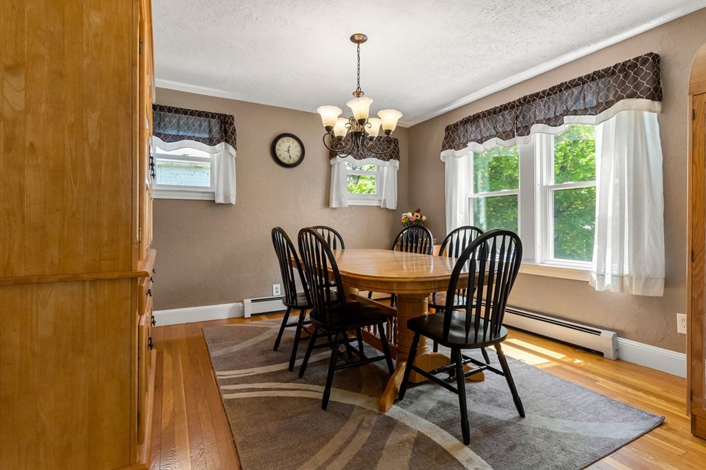 7 Varney Street Worcester, MA 01605 - Photo 9 of 42 Gallery Image 9