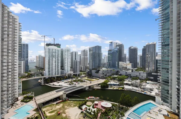 $3,700 | 90 Southwest 3rd Street, Unit 2602, Miami, FL 33130