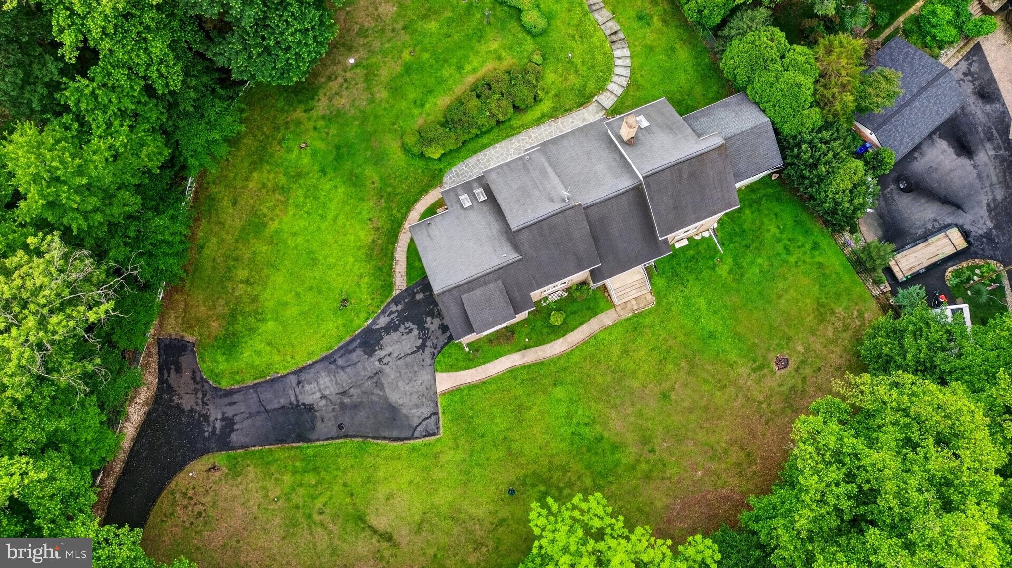 10320 Glen Road Potomac, MD 20854 - Photo 68 of 75