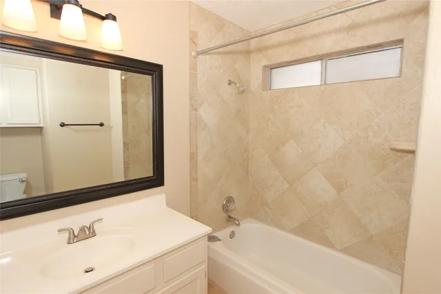 $2,200 | 2731 Colony Drive, Sugar Land, TX 77479